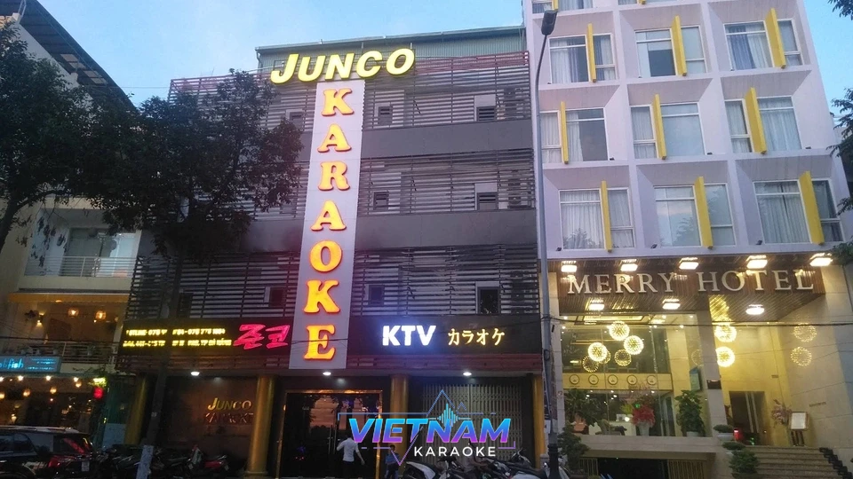 준코 가라오케 건물 외부 전경