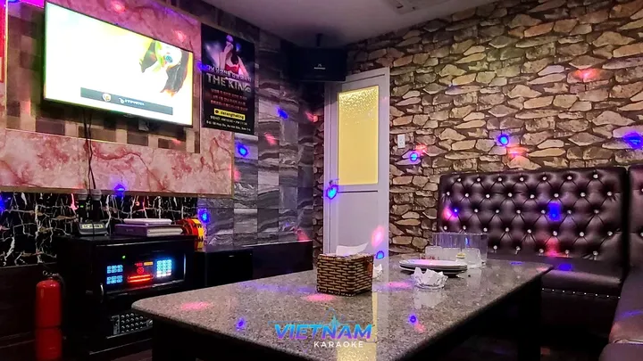 다낭 넘버원 가라오케