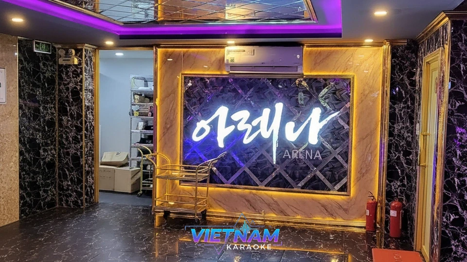 아레나 한글 네온 사인 벽