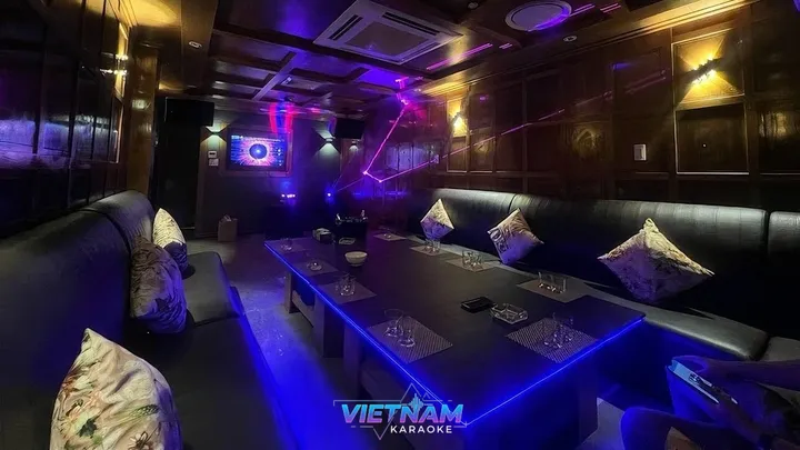 호치민 스카이 가라오케