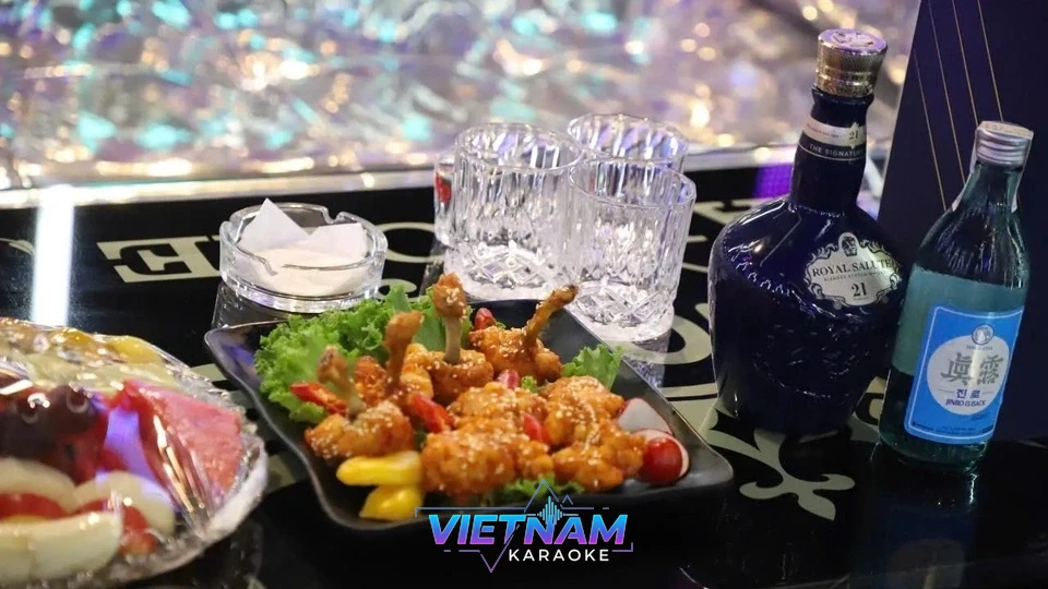 위스키와 치킨 안주 상차림